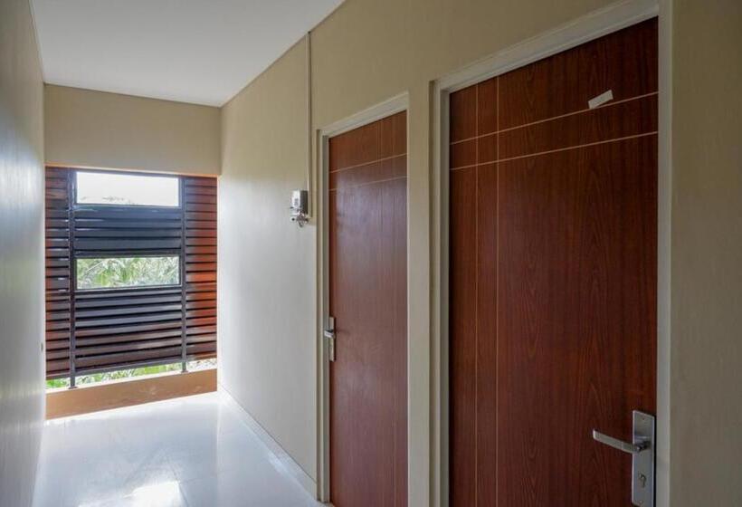 호텔 Reddoorz Syariah Near Prpp Semarang