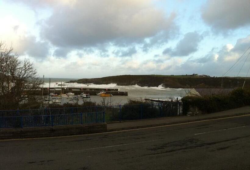 ホテル The Harbour