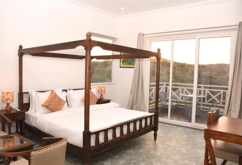 فندق The Sky Imperial Pavoreal Jungle Resort