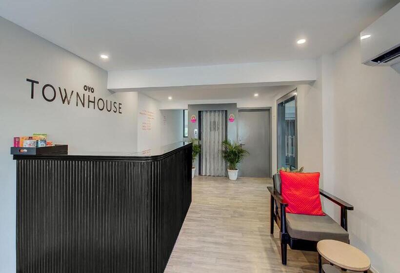 酒店 Townhouse Hadapsar Near Amanora Mall