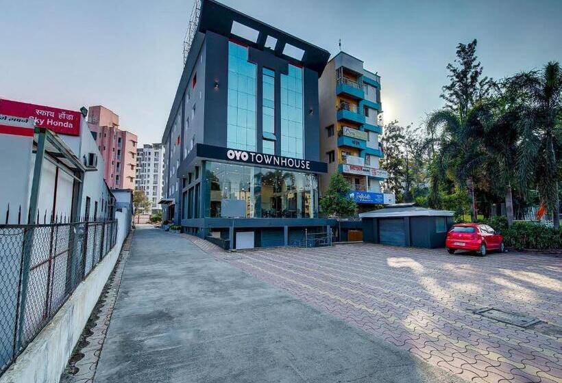 酒店 Townhouse Hadapsar Near Amanora Mall