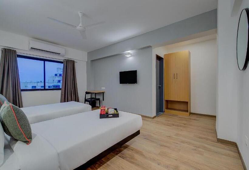 酒店 Townhouse Hadapsar Near Amanora Mall