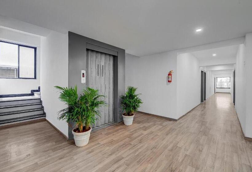 酒店 Townhouse Hadapsar Near Amanora Mall