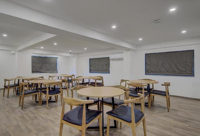 酒店 Townhouse Hadapsar Near Amanora Mall