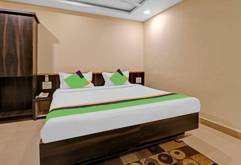 בית מלון כפרי Treebo Surya Yatri Niwas