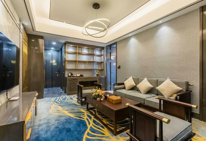 فندق Yangzi International