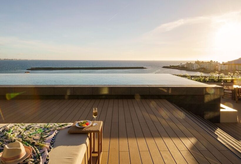 Mb Gallery Chatan By The Terrace Hotels