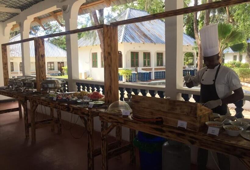 פנסיון Nungwi Inn Beach Cottages