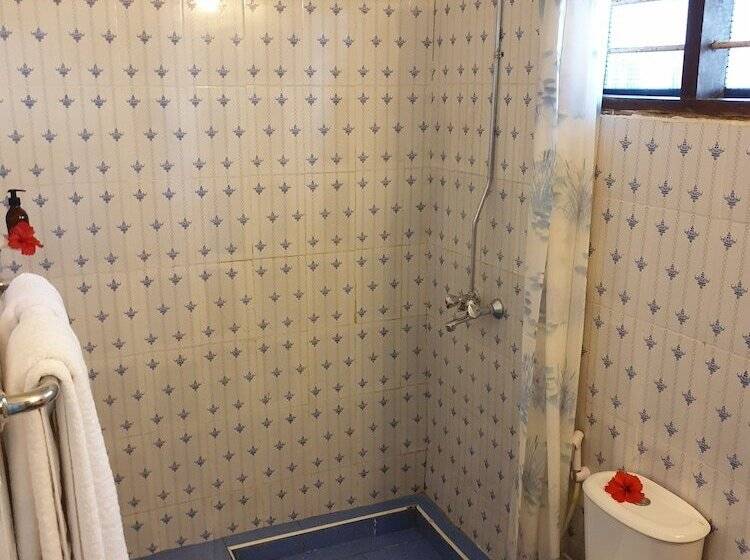 פנסיון Nungwi Inn Beach Cottages