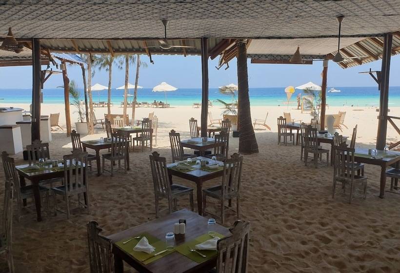 פנסיון Nungwi Inn Beach Cottages