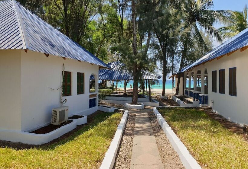 פנסיון Nungwi Inn Beach Cottages