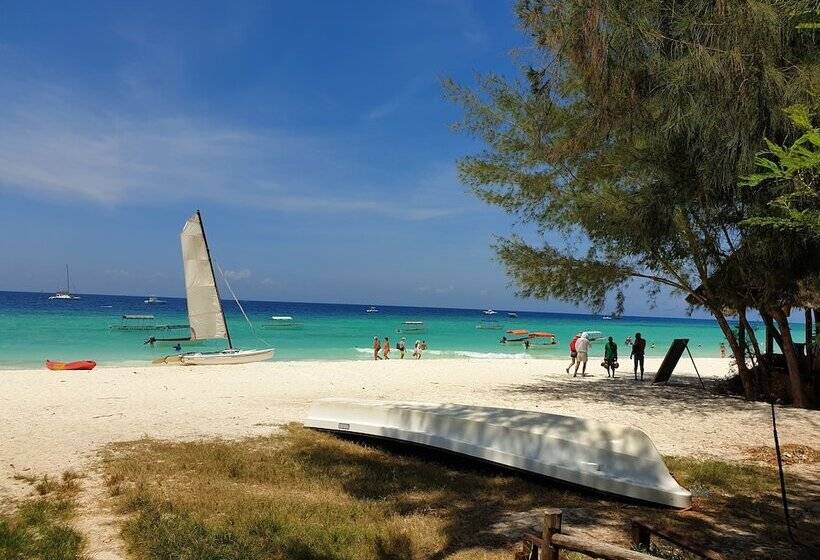 פנסיון Nungwi Inn Beach Cottages