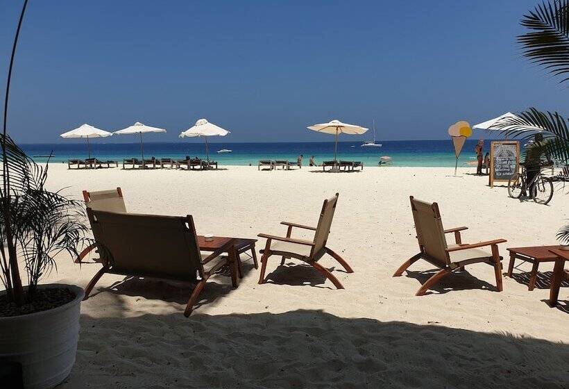 פנסיון Nungwi Inn Beach Cottages