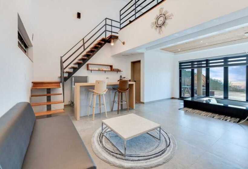 膳宿费 Uljin Beatrice Pool Villa