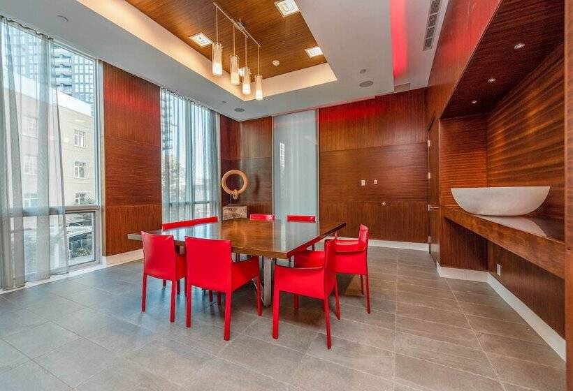 Planurstay Toronto Downtown