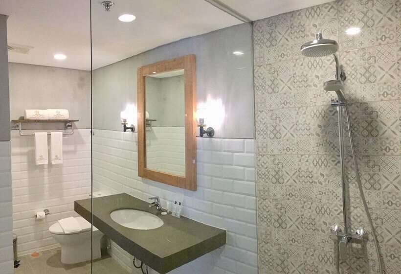 Royale Parc Hotel Tagaytay