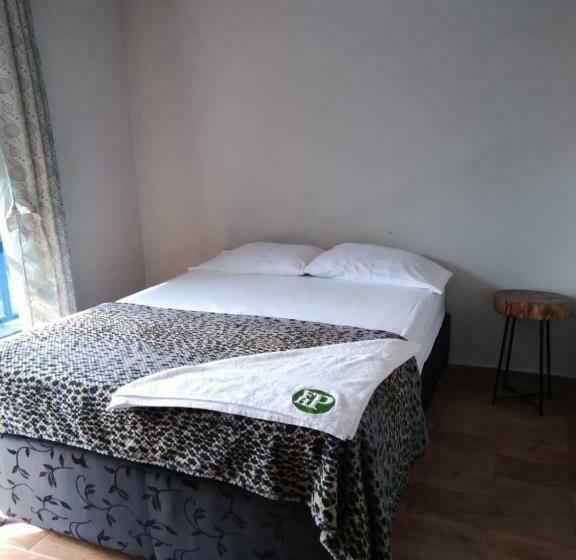 ユースホステル Finca Hotel Paraiso Guatapé El Peñol