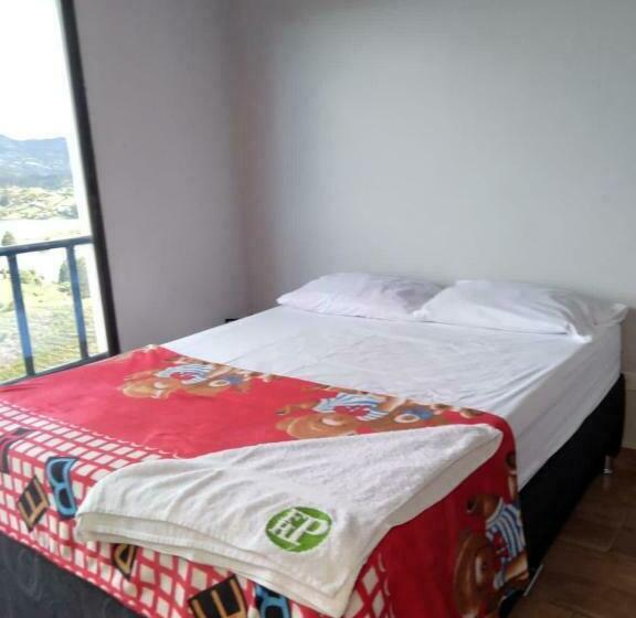 ユースホステル Finca Hotel Paraiso Guatapé El Peñol