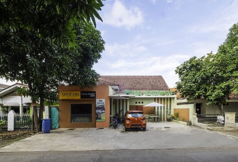 هاستل Spot On 2806 Wisma Syariah