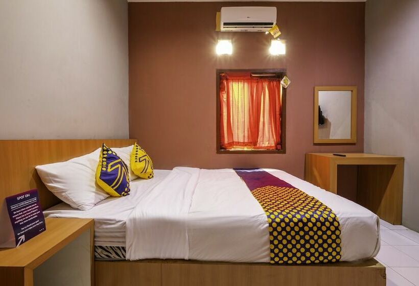 Общежитие Spot On 2806 Wisma Syariah