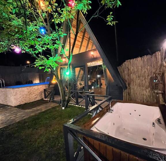 مبيت وإفطار Sapanca Keyf I Dere Bungalov