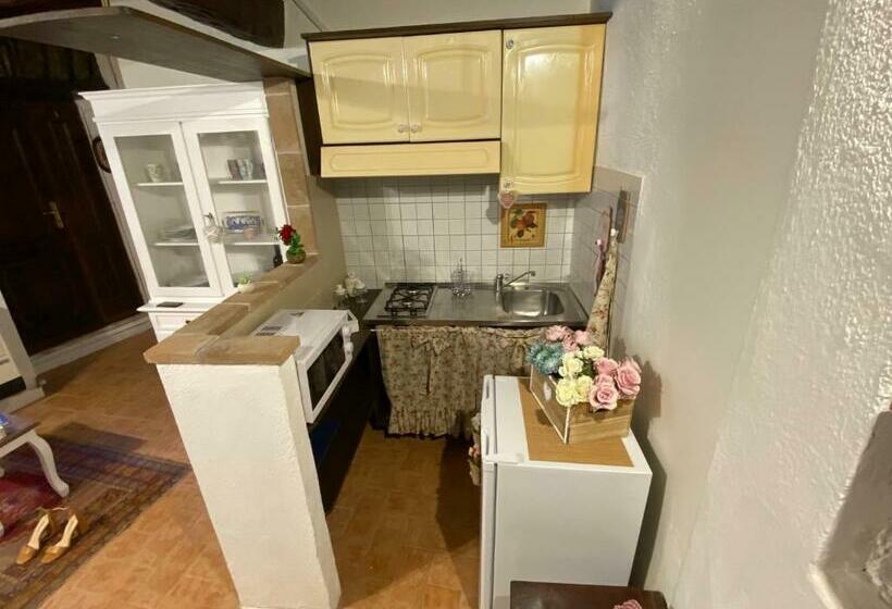 צימר Torre Iolanda