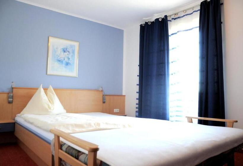 Café Pension Kristall