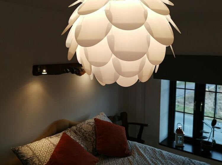 客栈  Tir Na Nog Gastropub