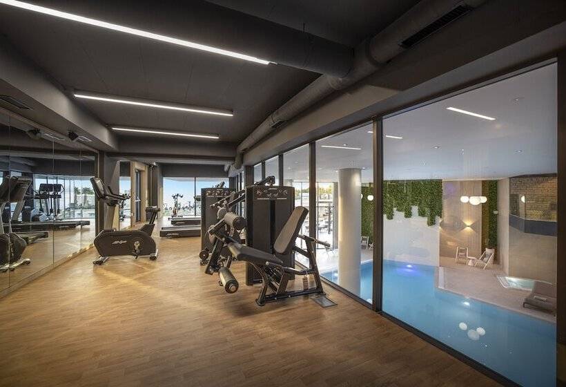 هتل Aminess Khalani