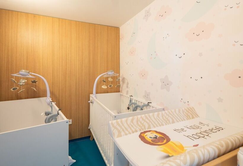 هتل Aminess Khalani