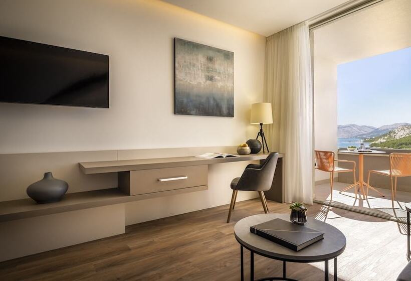 هتل Aminess Khalani