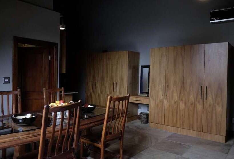 בית מלון כפרי Bersheba River Lodge