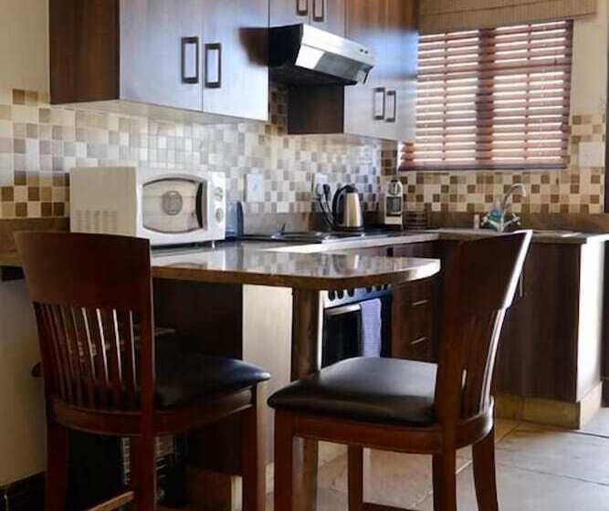 בית מלון כפרי Bersheba River Lodge