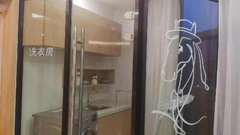 Hanting Hotel Nanjing Xianhemen Zidong Commercial Street