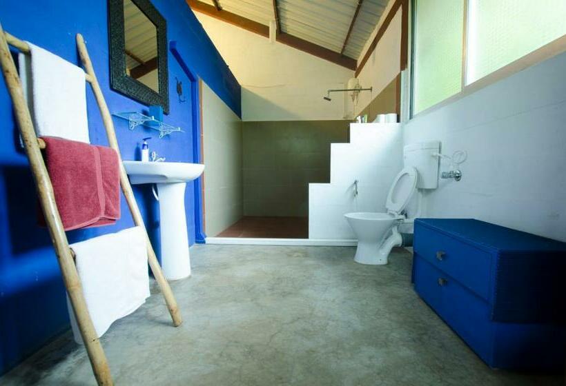 בית מלון כפרי Jenjon Wood County Phansad Alibaug