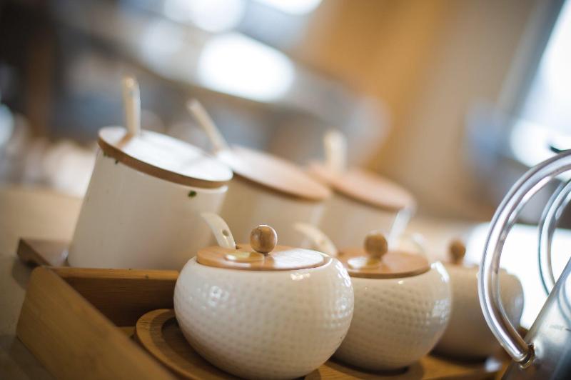 Отель Ji Kaifeng Jinming Plaza