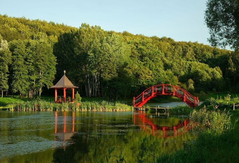 בית מלון כפרי Klekotki Conference & Spa