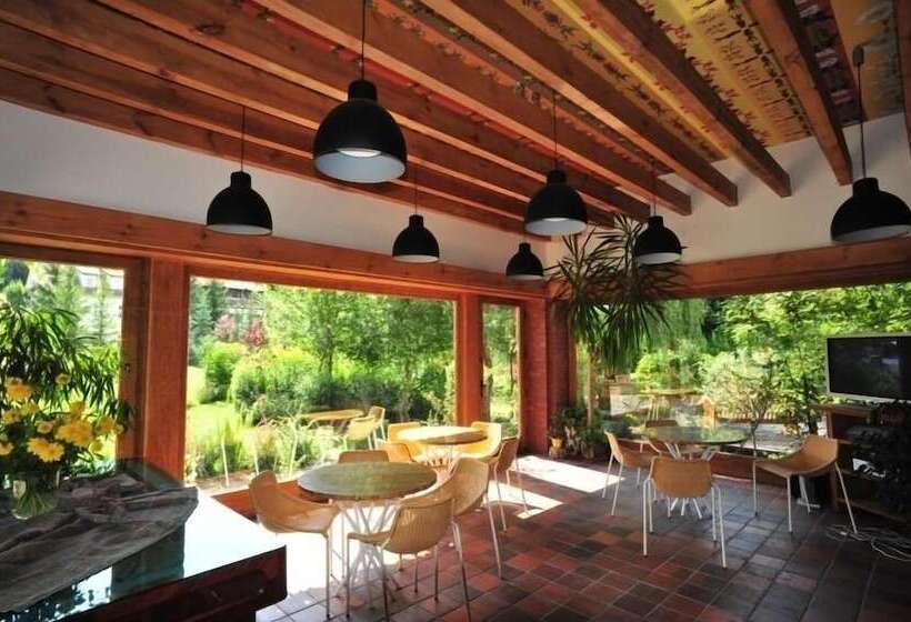 בית מלון כפרי Klekotki Conference & Spa