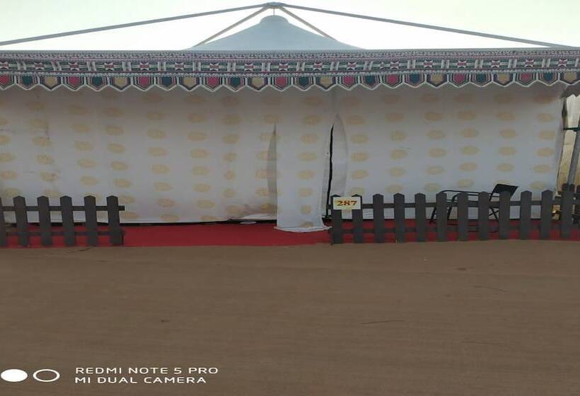 ホテル Kumbh Mela Vedic Tents