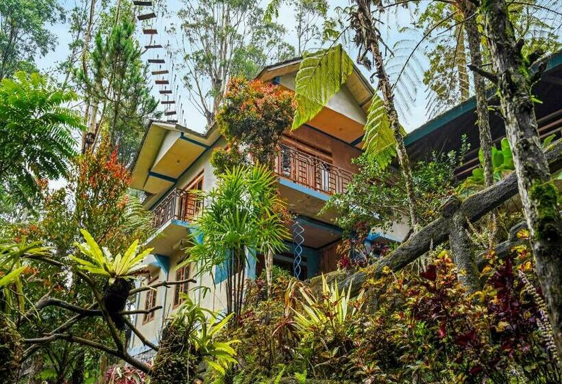 호텔 Oyo 90915 Eco Tourism Desa Cihanjuang Rahayu Ciwangun Indah Camp Villas
