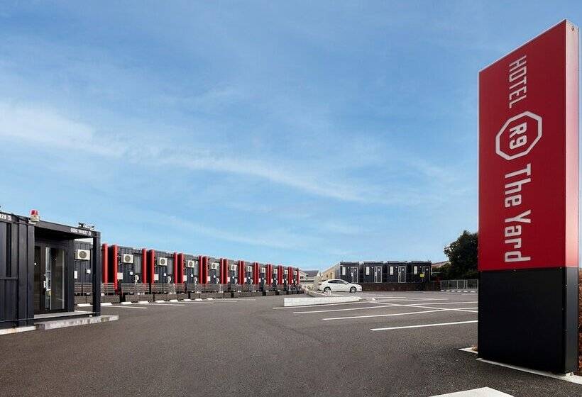 בית מלון כפרי R9 The Yard Taketoyo