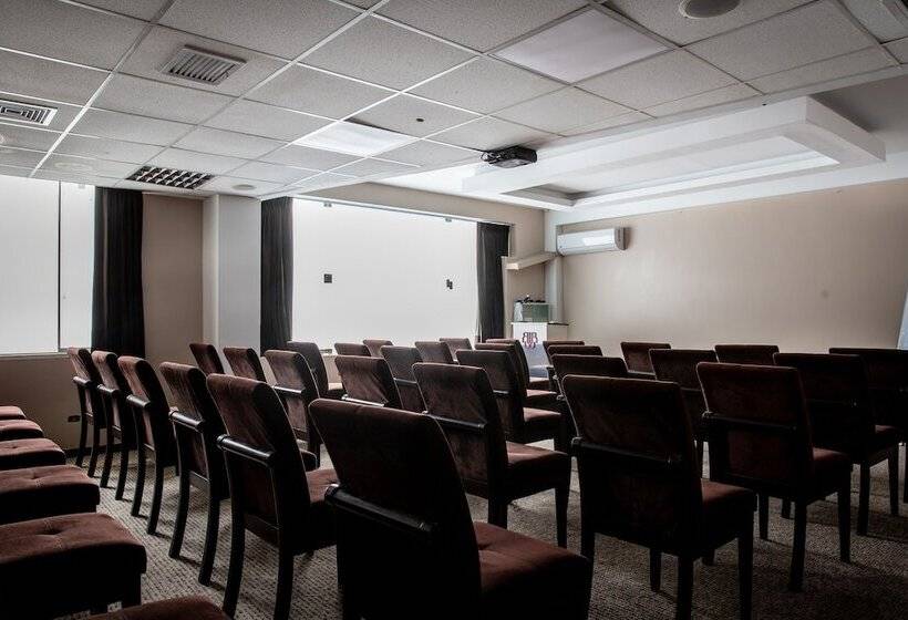 בית מלון כפרי Roswal