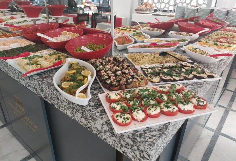 Отель Roxx Royal