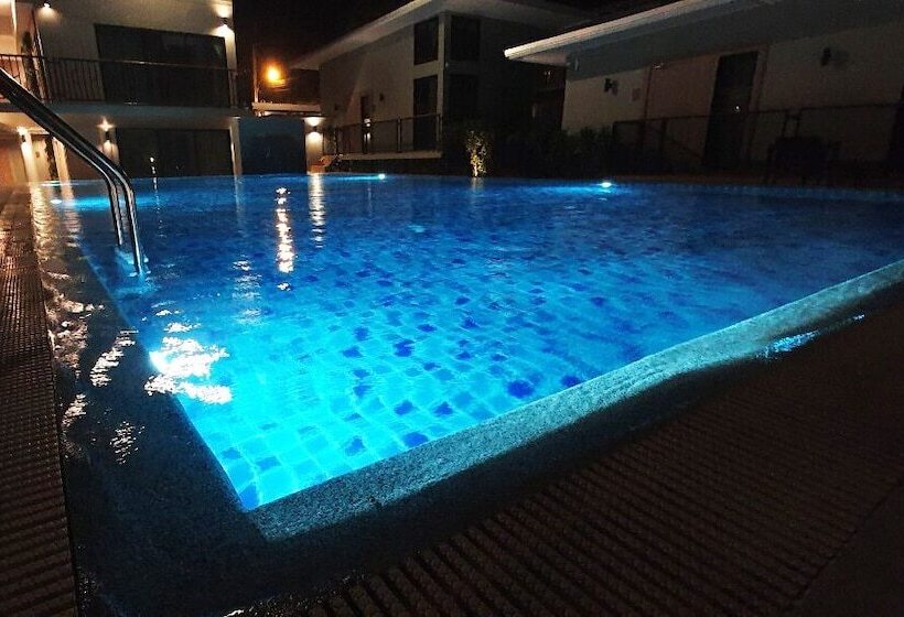 בית מלון כפרי Sea Mountain Villa Resort & Pool Bar