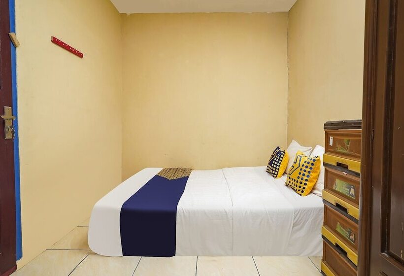 Отель Spot On 90916 Eco Tourism Geopark Rajamandala Homestay