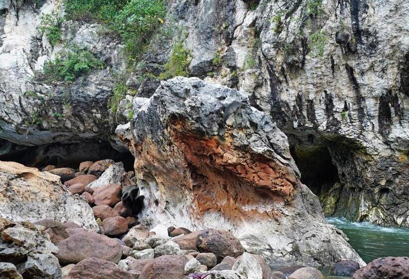 Отель Spot On 90916 Eco Tourism Geopark Rajamandala Homestay