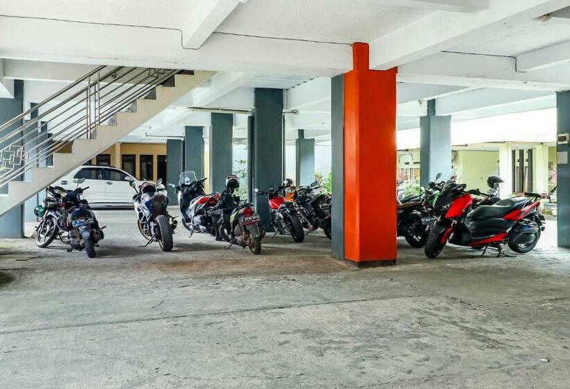 Отель Spot On 90921 Wisma Pkpn 2