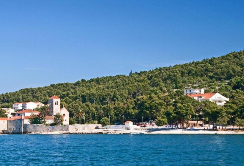 هتل Sveti Kriz