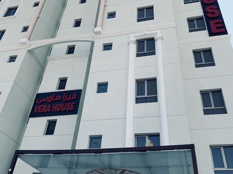 Отель Vera House &