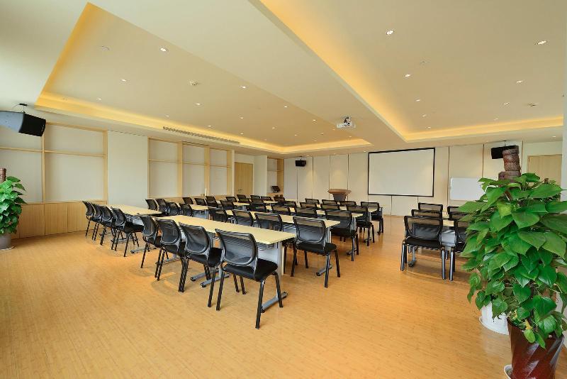 Ji Hotel Shanghai Hongqiao National Exhibition And Convention Center Jidi Road